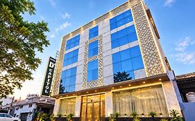 Hotel D'Capitol-Delhi Airport